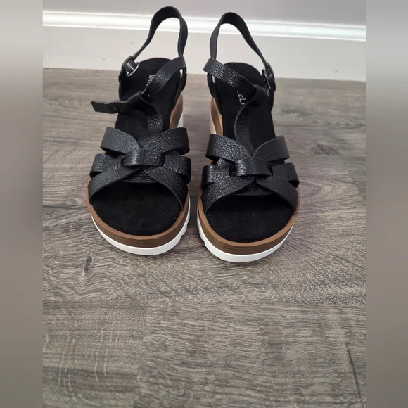 Vaneli Womens Black and Brown Wedge Sandals Size 6.5 - Picture 2 of 5